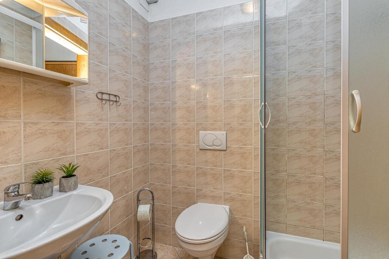 Sunrise Apartments Ровінь Номер фото